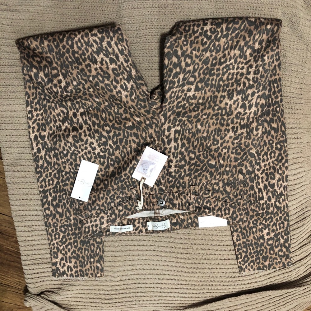 Leopard print skinny jeans
